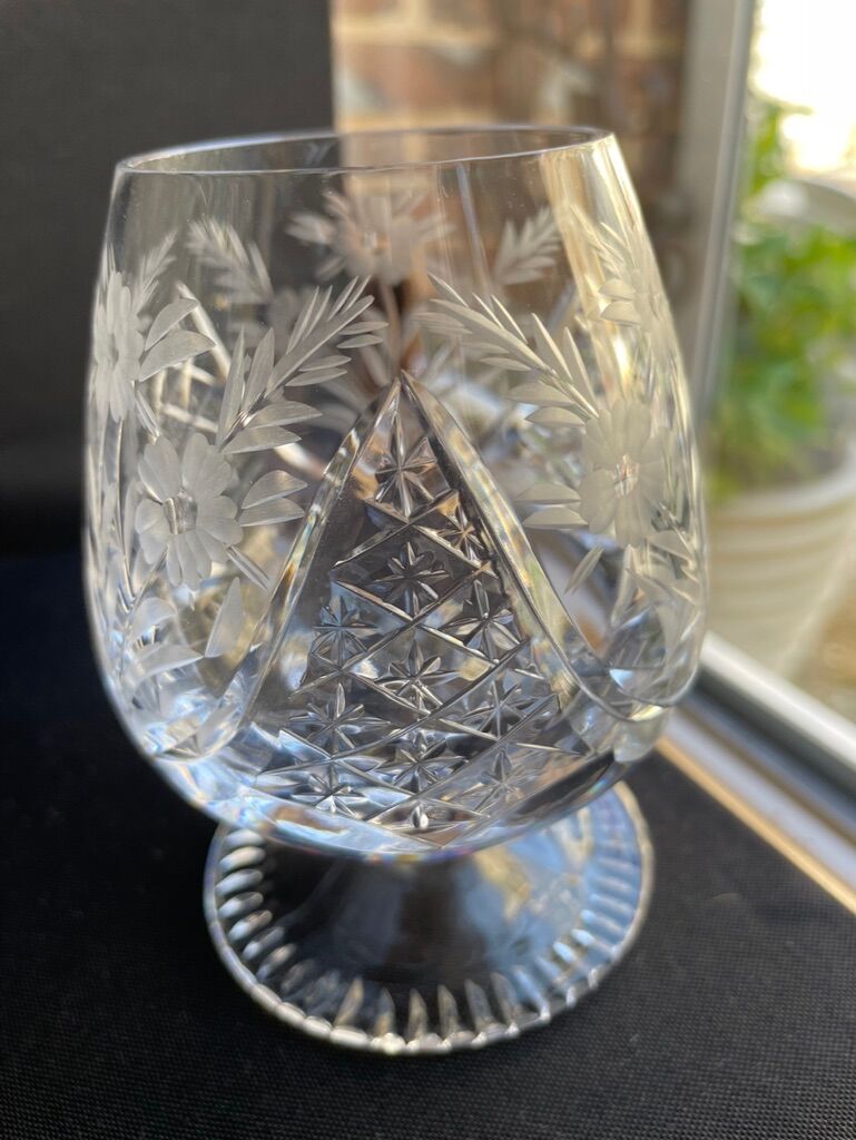 6 cognac glasses – blown and cut crystal