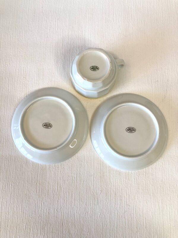 Ensemble Pichet Tasses  Bistrot Apilco ancien blanc liseré jaune et vert