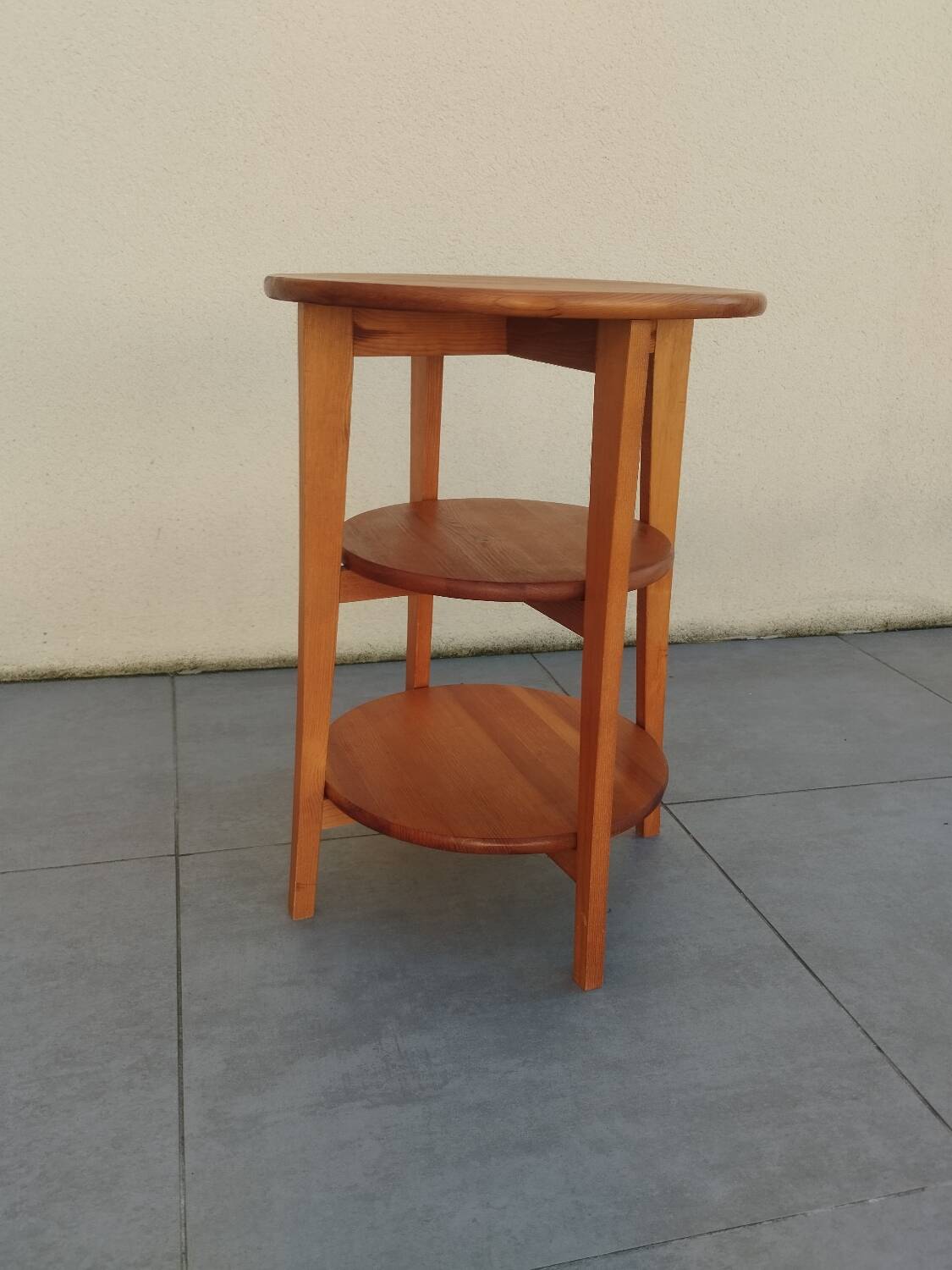 Guéridon en bois design scandinave