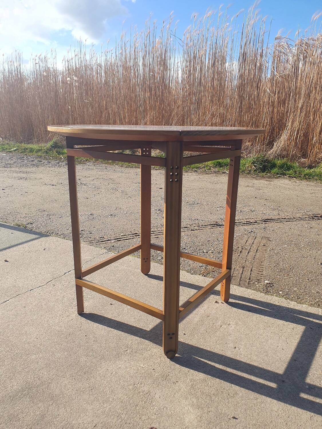 Table d'appoint italienne vintage Giorgetti Galaxy en bois blanc