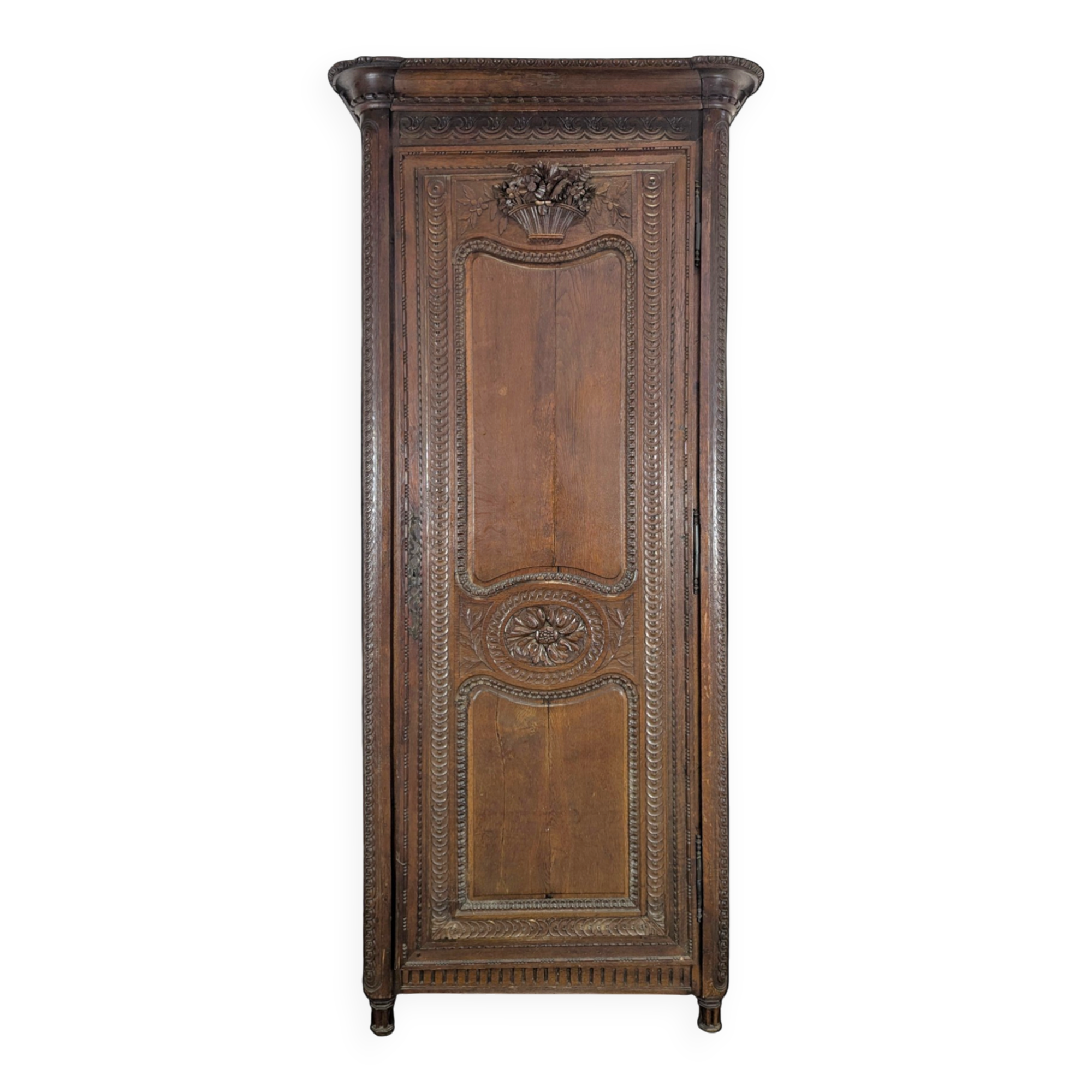 Carved bonnetière from the Pays de Bray from the 19th century.