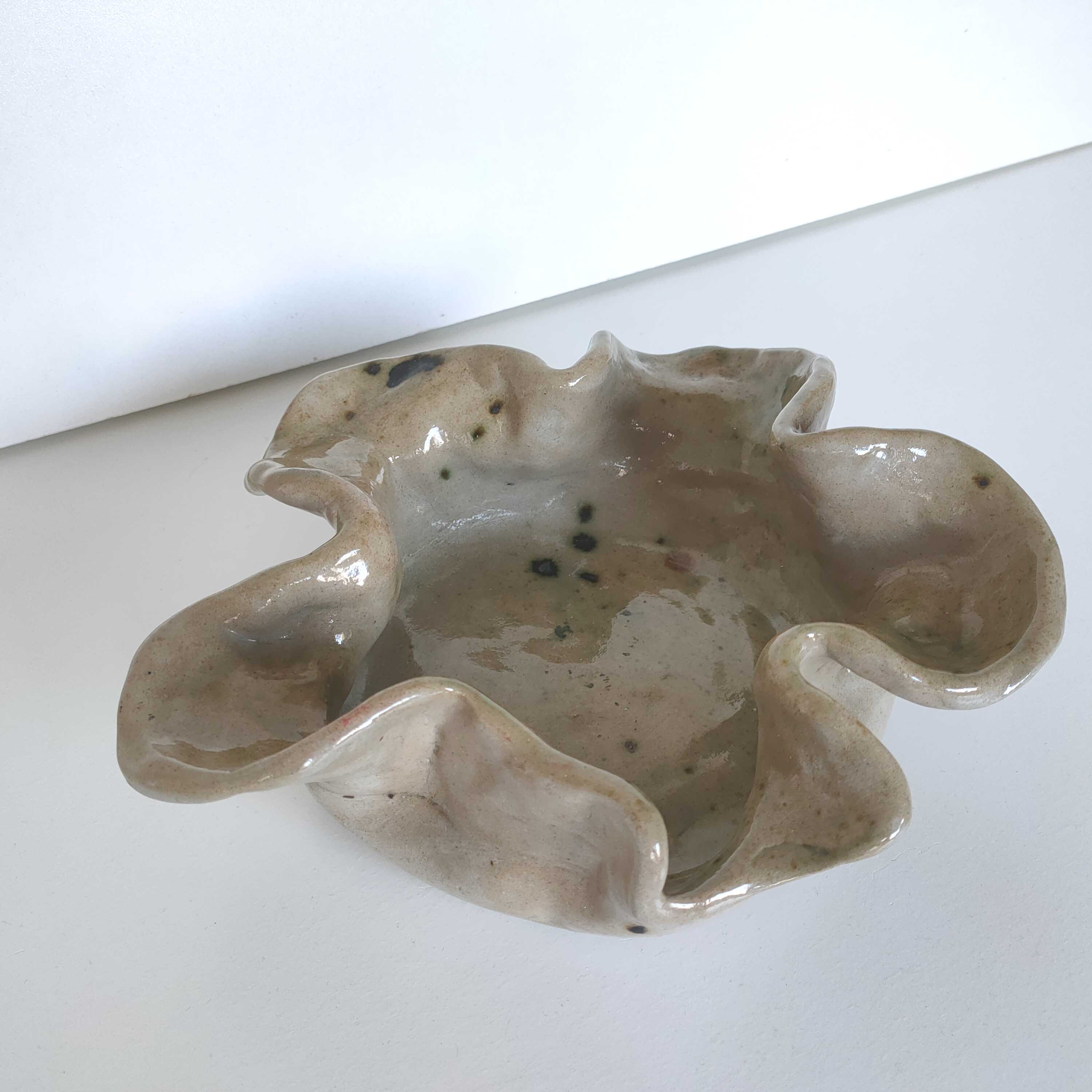 70s sandstone floral cup