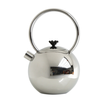 Midcentury modern chrome Teapot from the King Series of Wmf by Matteo Thun 1989