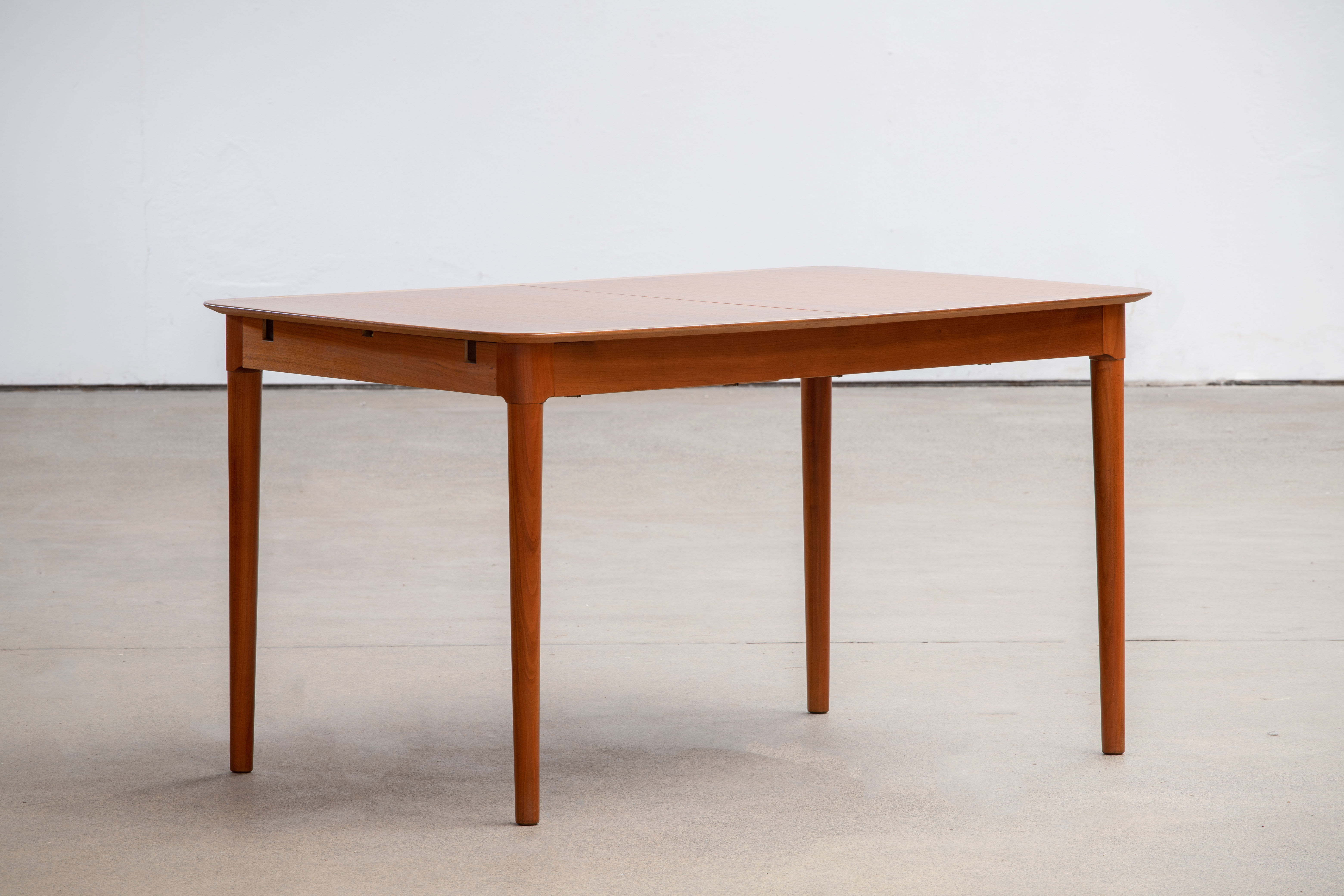 Scandinavian vintage extendable table double extension 1960