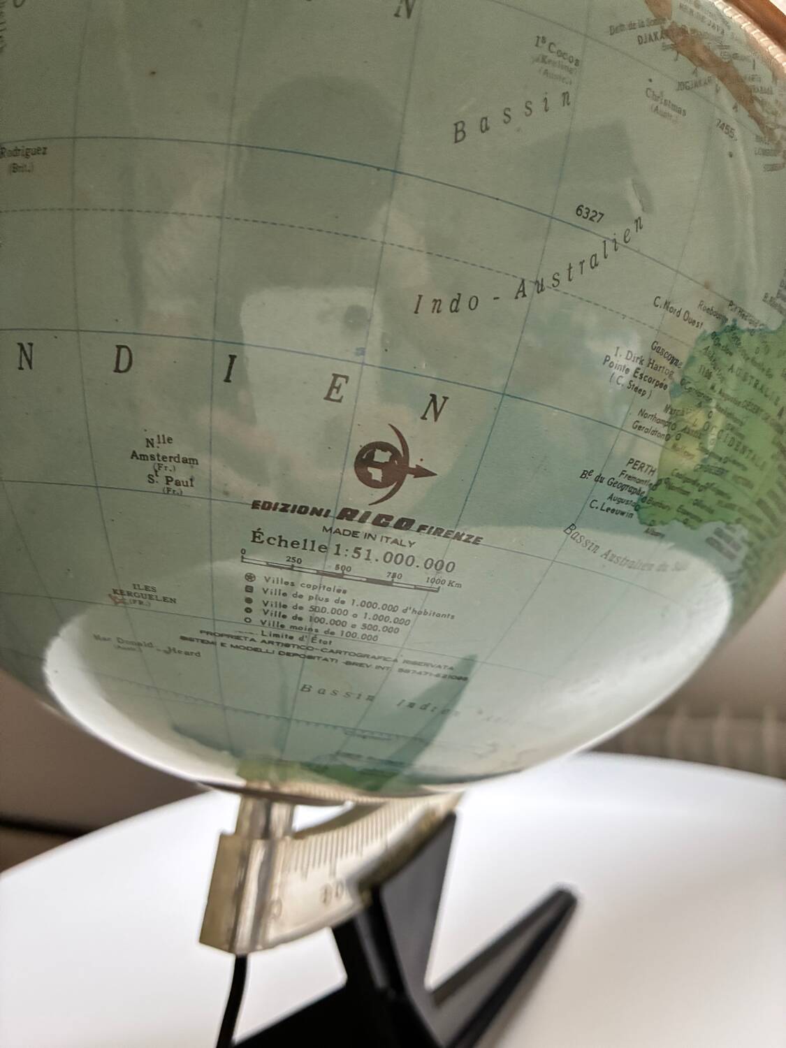 Globe tripod, made in Italy by Rico Firenze 1960