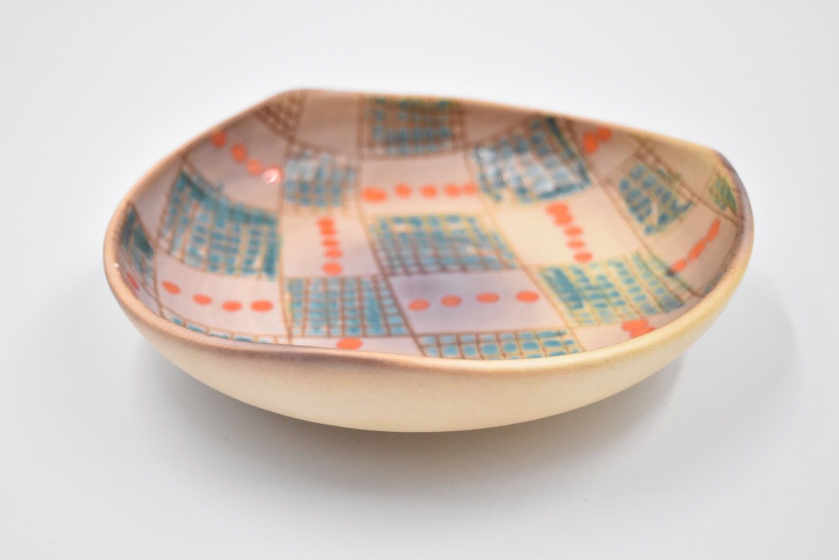 2 polylobe cups Hélène Ugo Vallauris