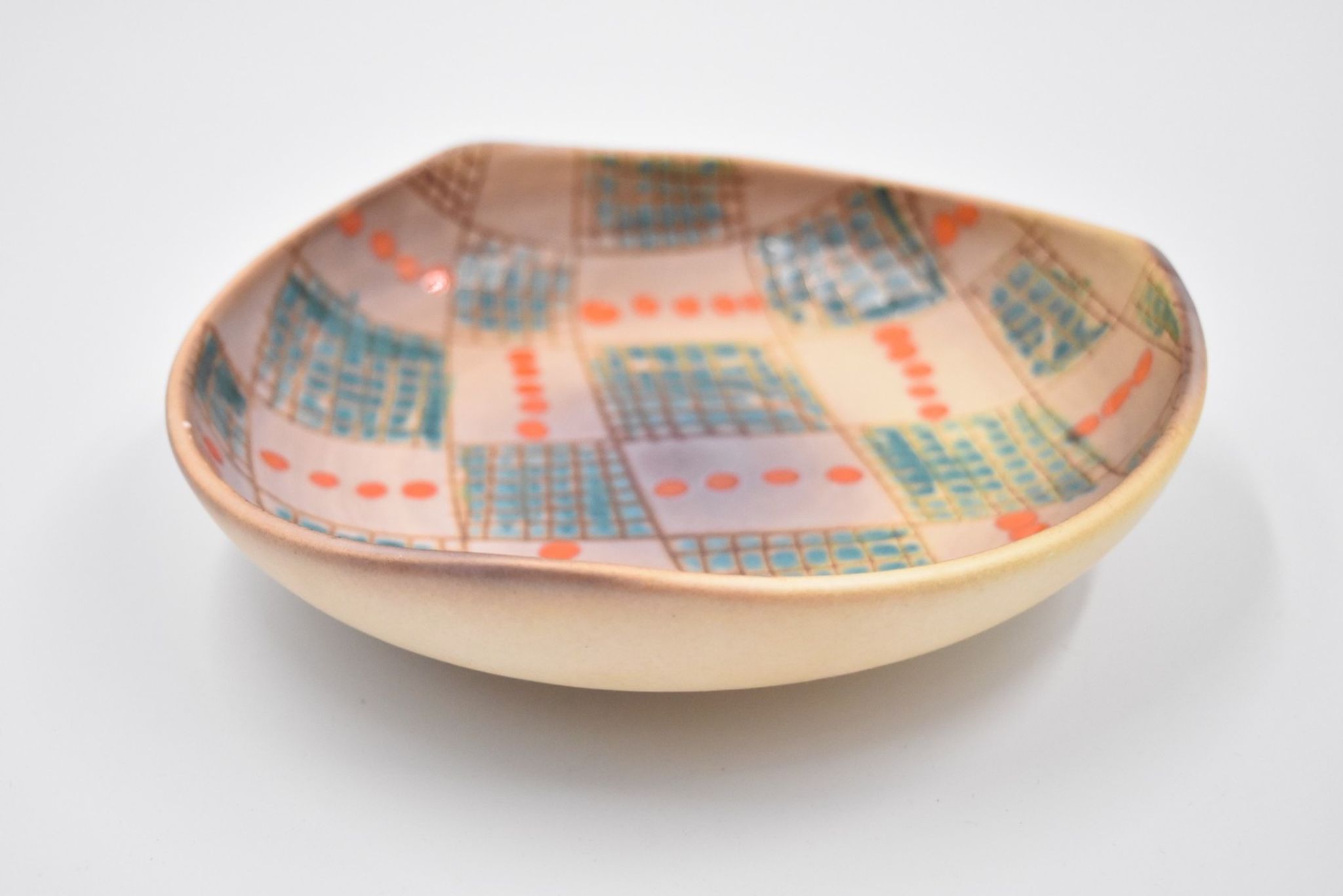 2 polylobe cups Hélène Ugo Vallauris