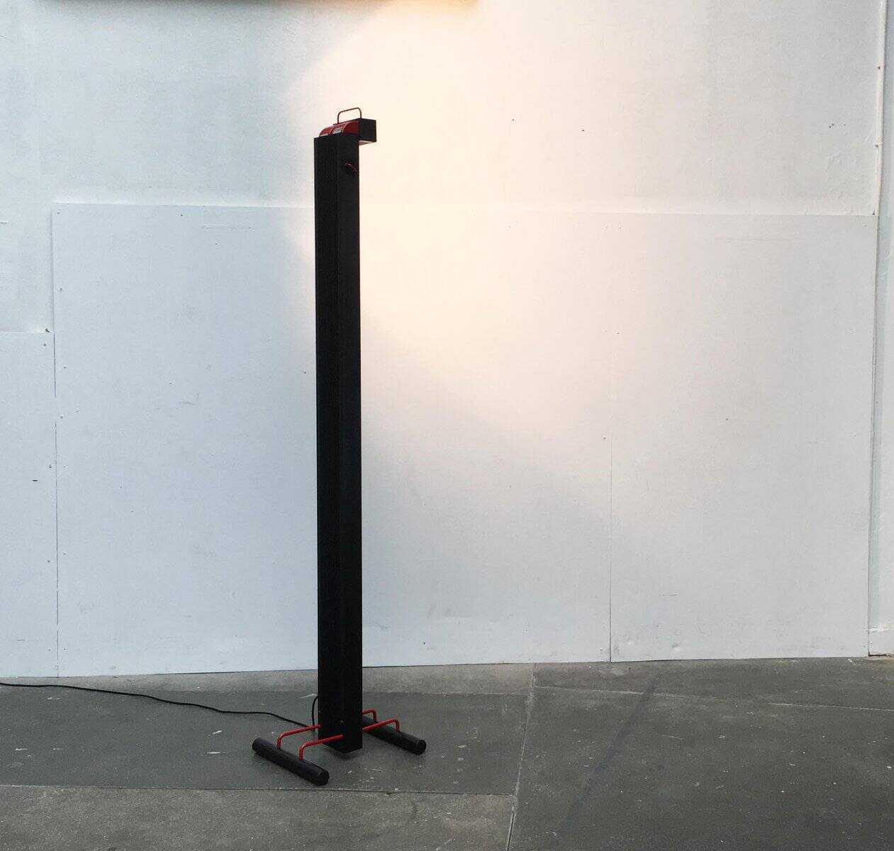 Italian Vintage Floor Lamp Zagar Terra by Silvio Carpani for Stilnovo, 1970s
