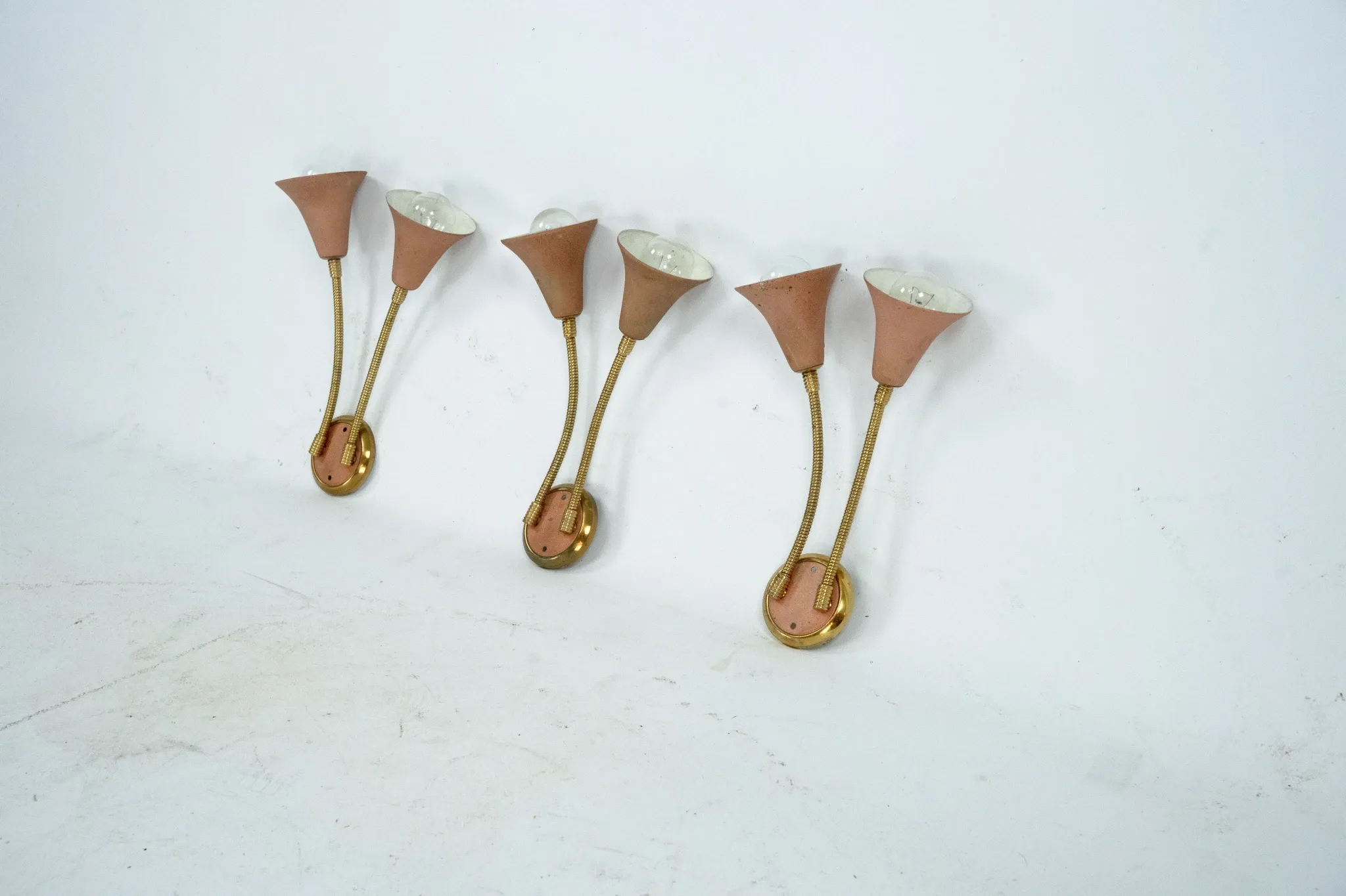Mid-Century, Set of three sconces in Arredoluce manner. Italy 1950s