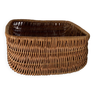 Wicker basket
