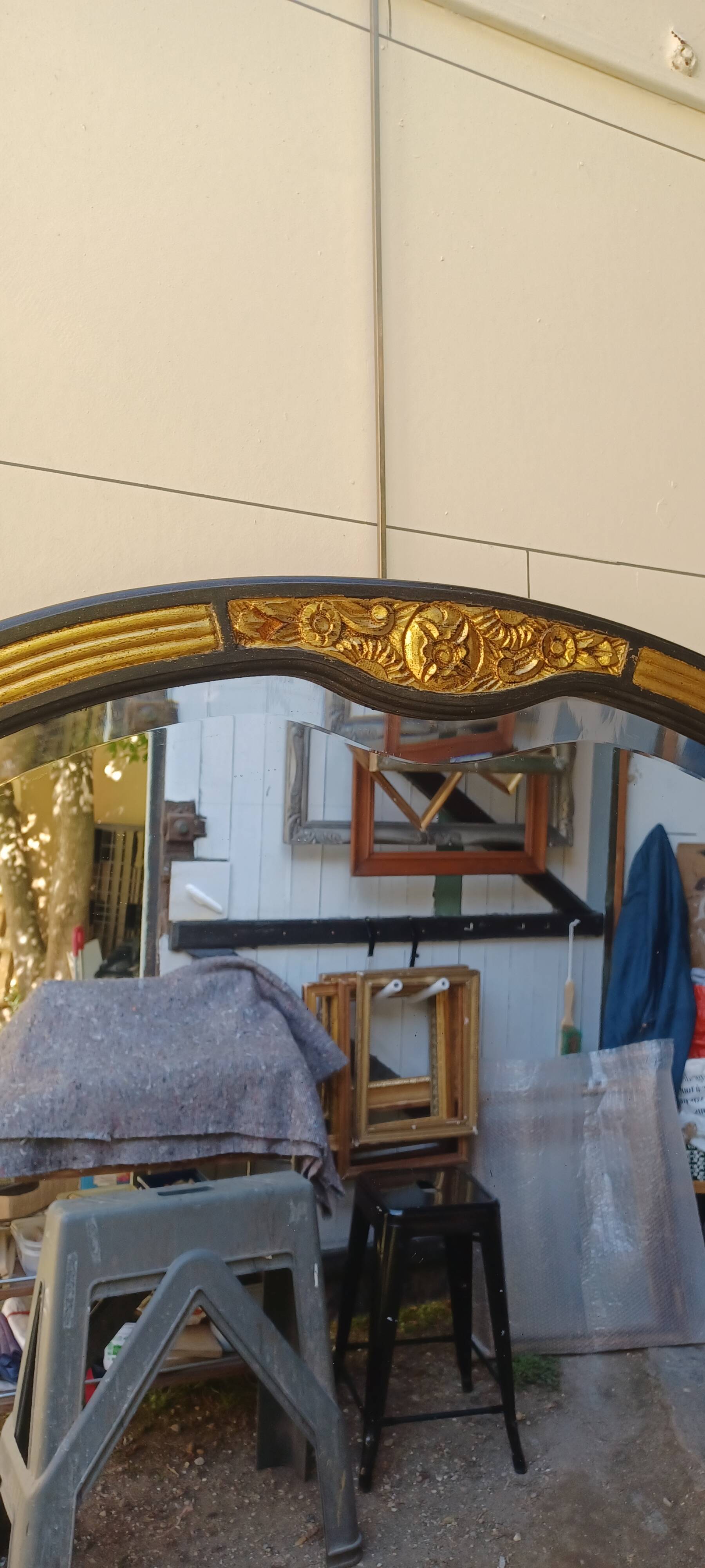 ART DECO BLACK AND GOLD MIRROR (1925-1945)