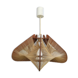 Scandinavian wood and wire suspension