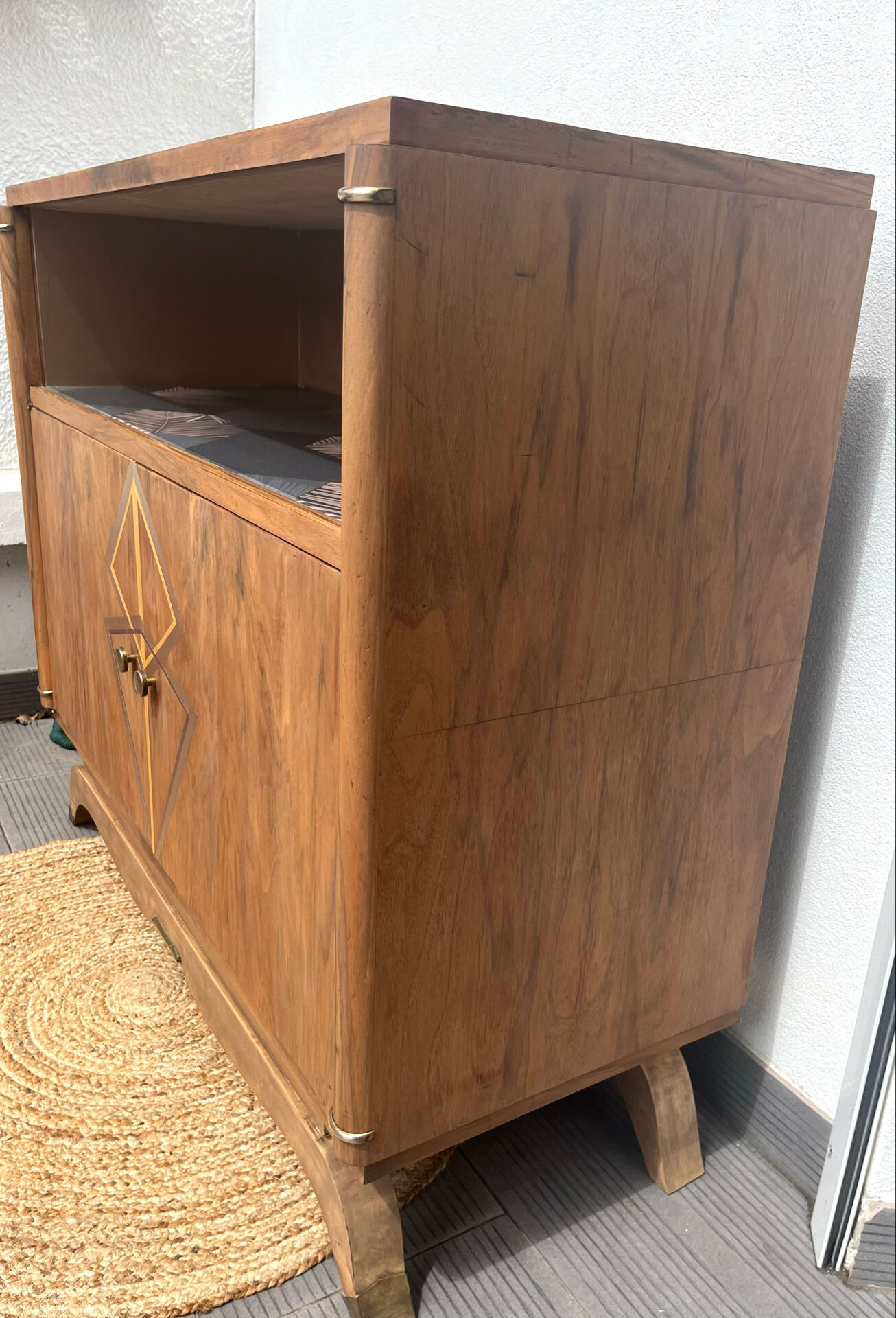 Ancien buffet bas Art déco pied moustache