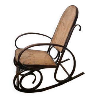 Rocking-chair en bois courbé et cannage