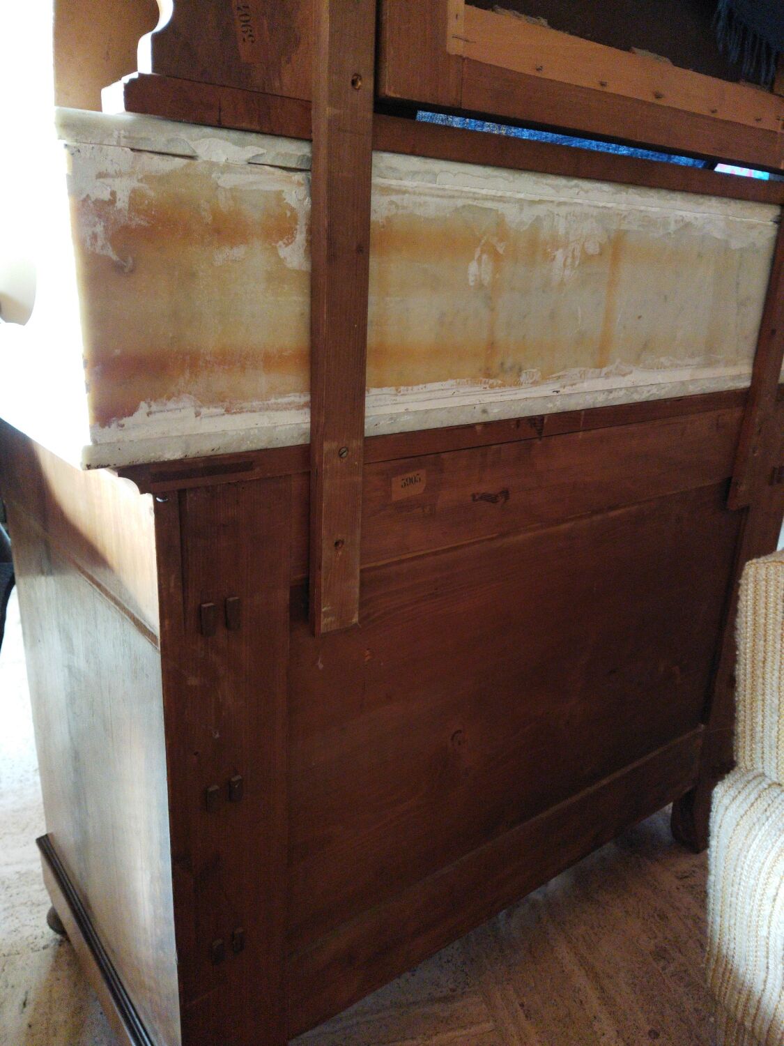Old chest of drawers high dressing table