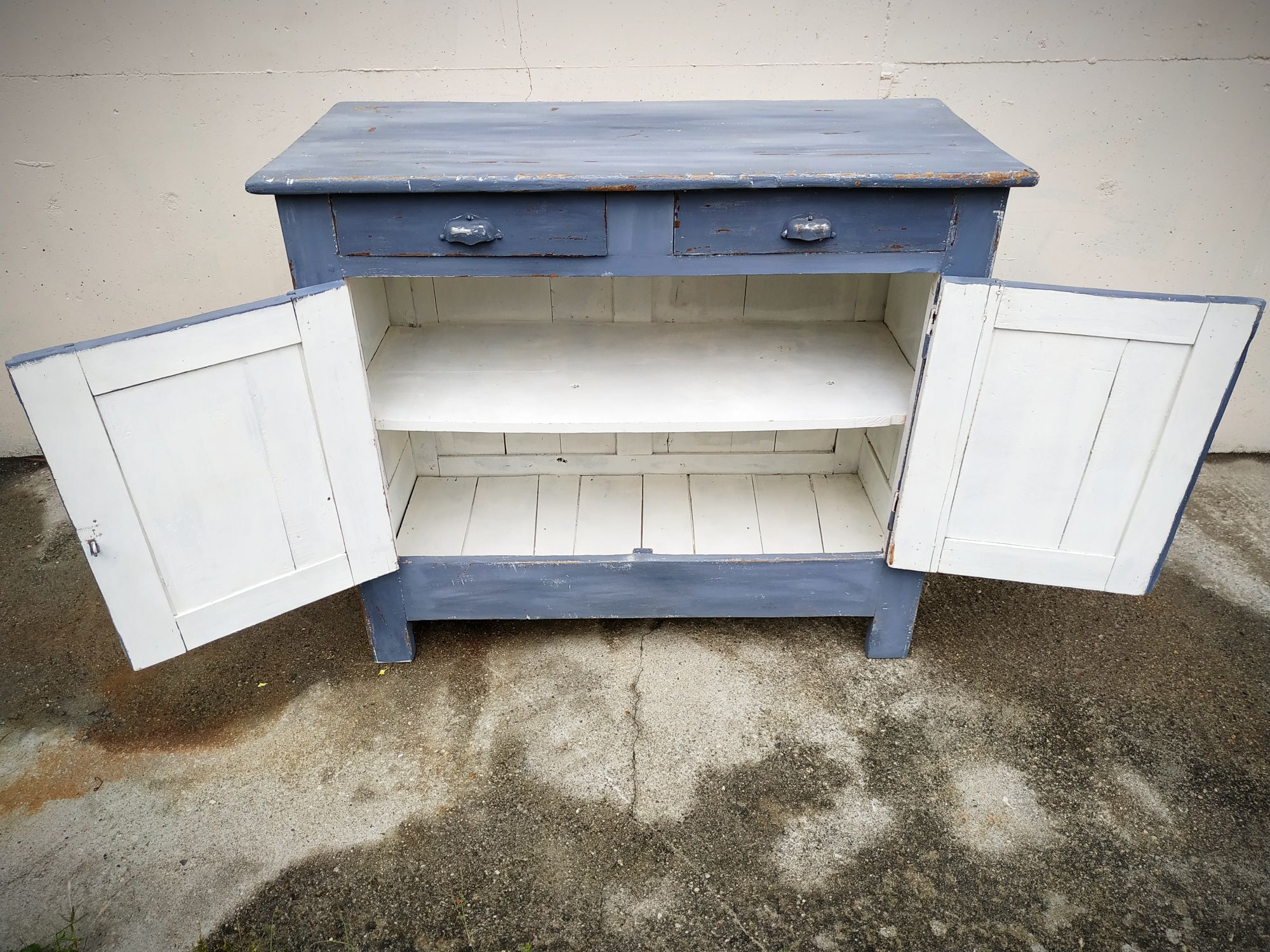 Buffet parisien en sapin