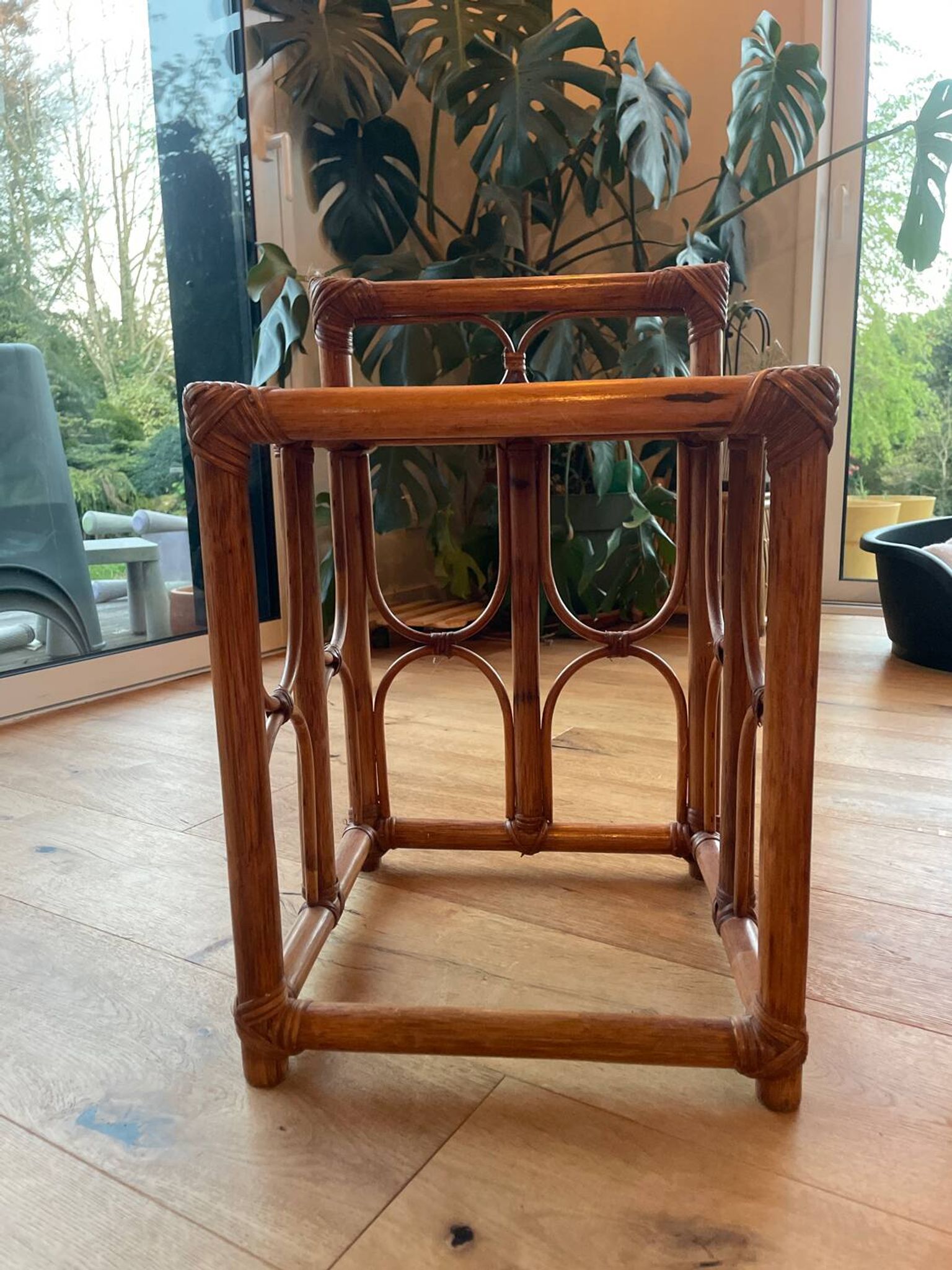 Table d'appoint vintage en rotin