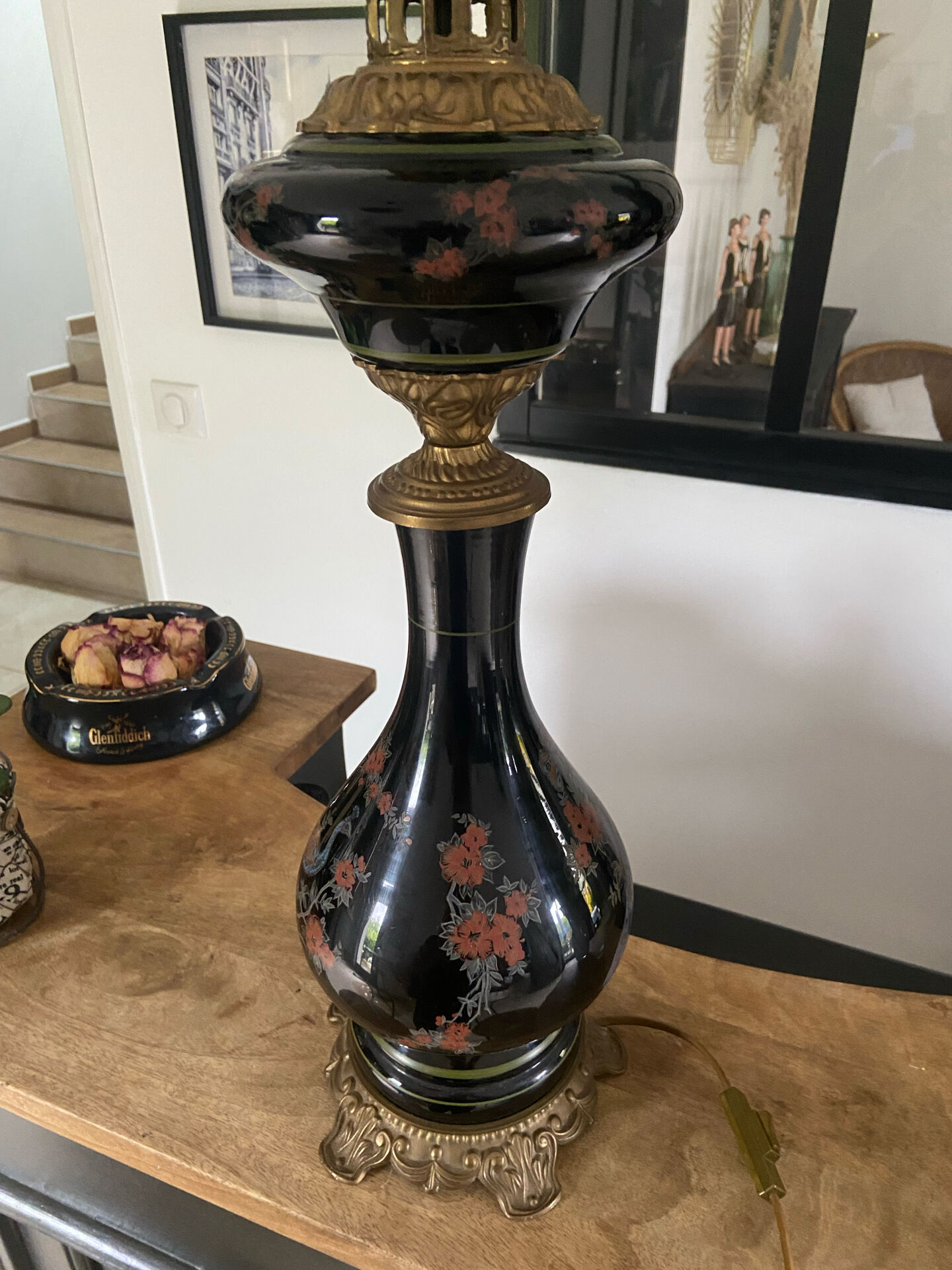 Large ceramic lamp from the Napoleon III period.