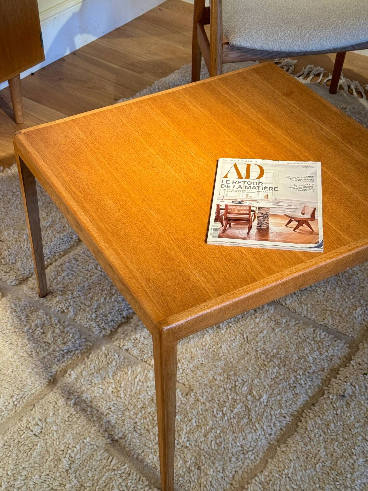 Vintage Scandinavian coffee table in golden oak "Evie"