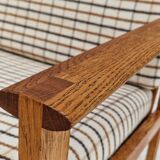 Années 1970, design danois par Illum Wikkelsø, modèle Capella pour Eliersen Møbler, bois de chêne.