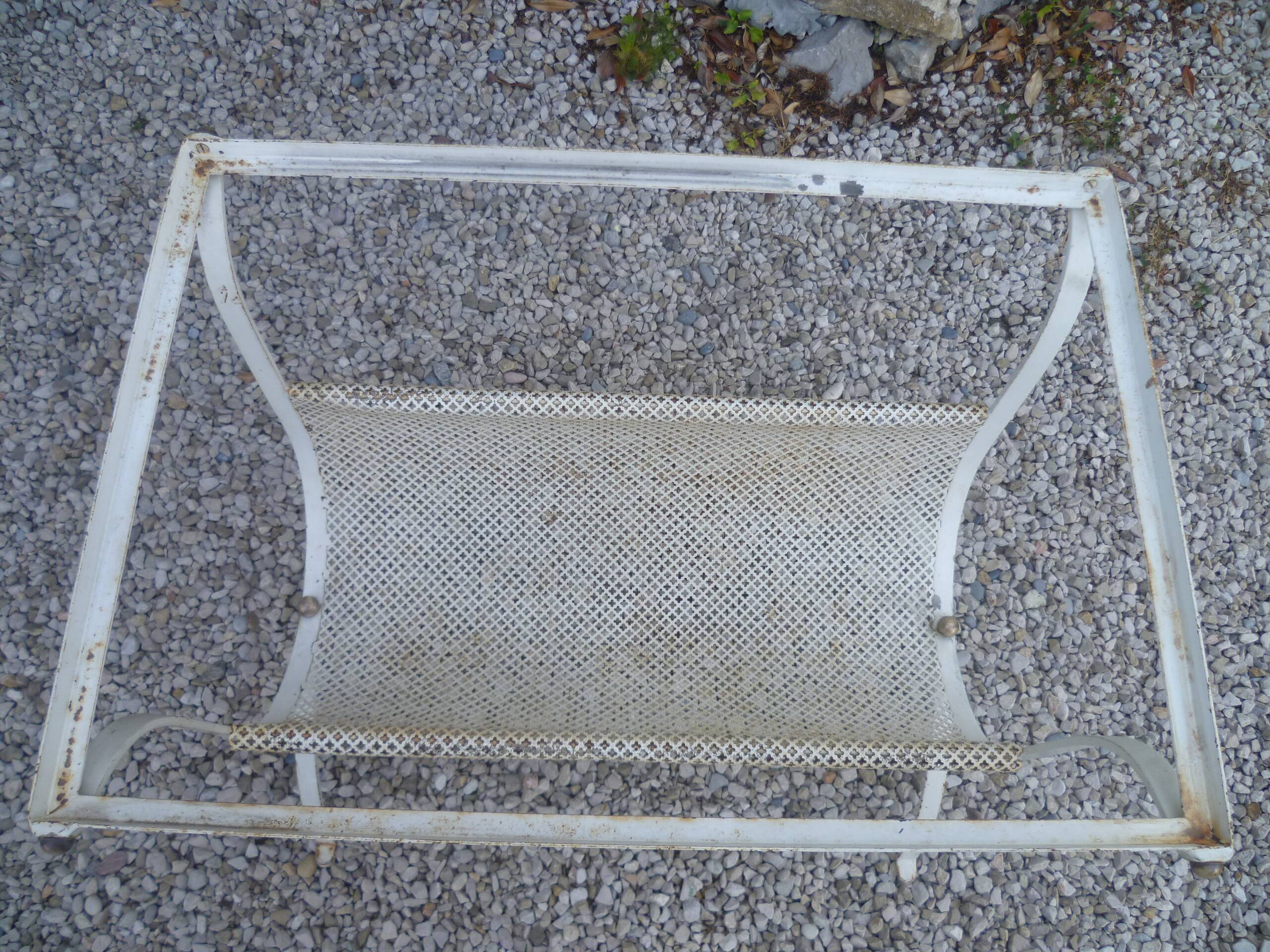 Mategot style painted metal 60s side table/sofa/magazines