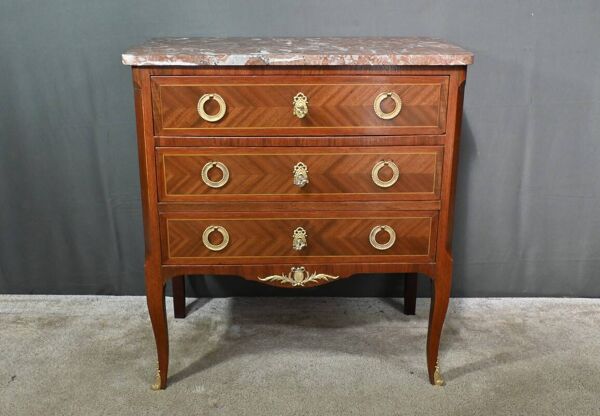 Petite Commode en Acajou – 1ère partie XXe