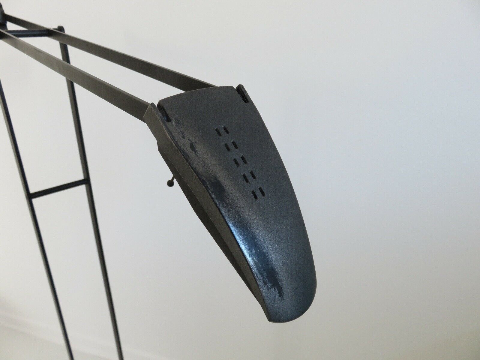 Lampadaire, liseuse à balancier patte d'oie edition massive années 80