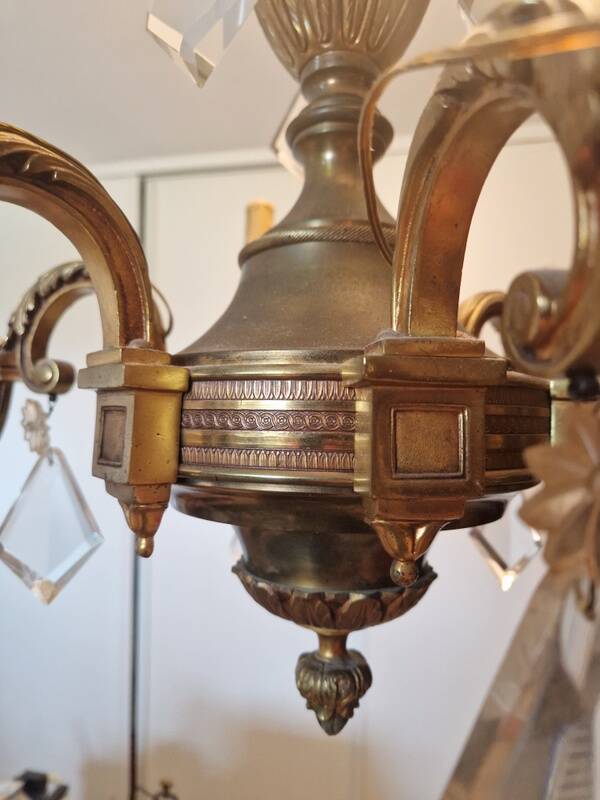 Lucien Gau, bronze worker since 1860 - Bronze chandelier with crystal pendants