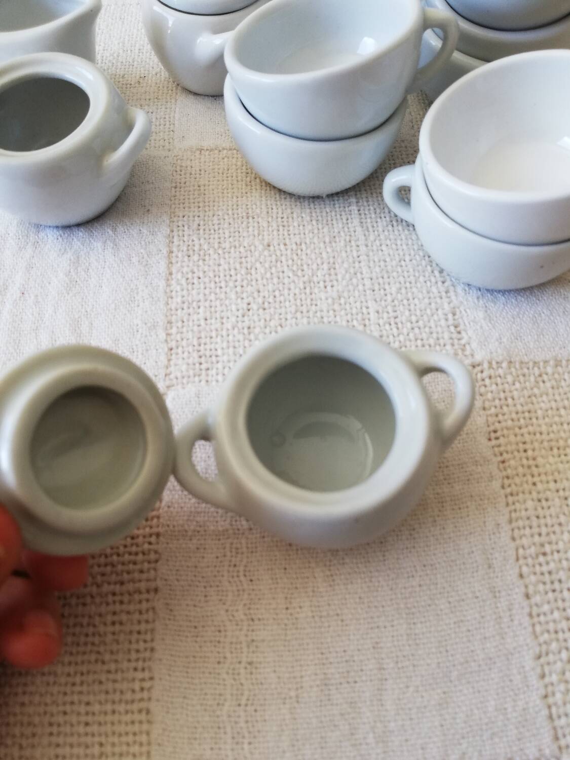 22-piece white porcelain dinner set