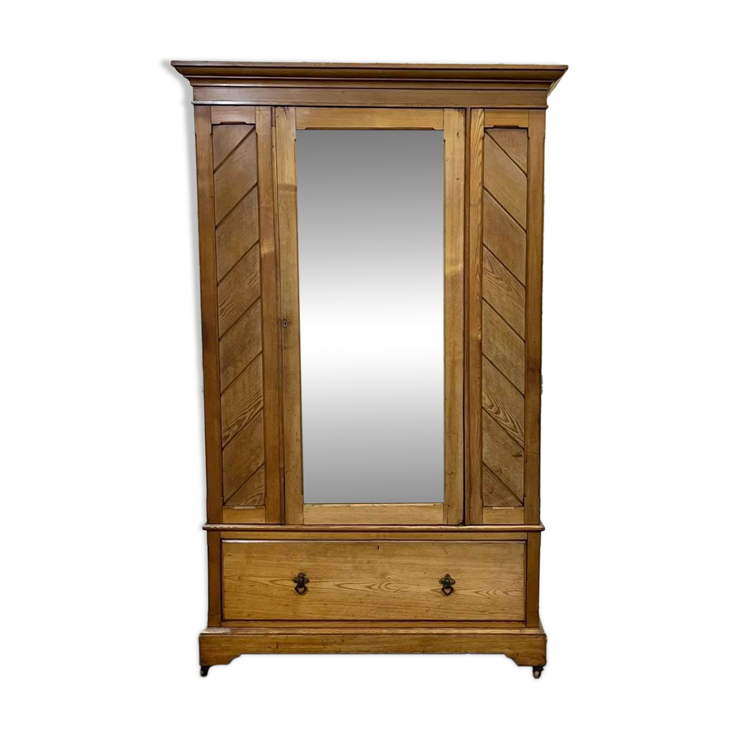 English oak wardrobe from the early 20th century.