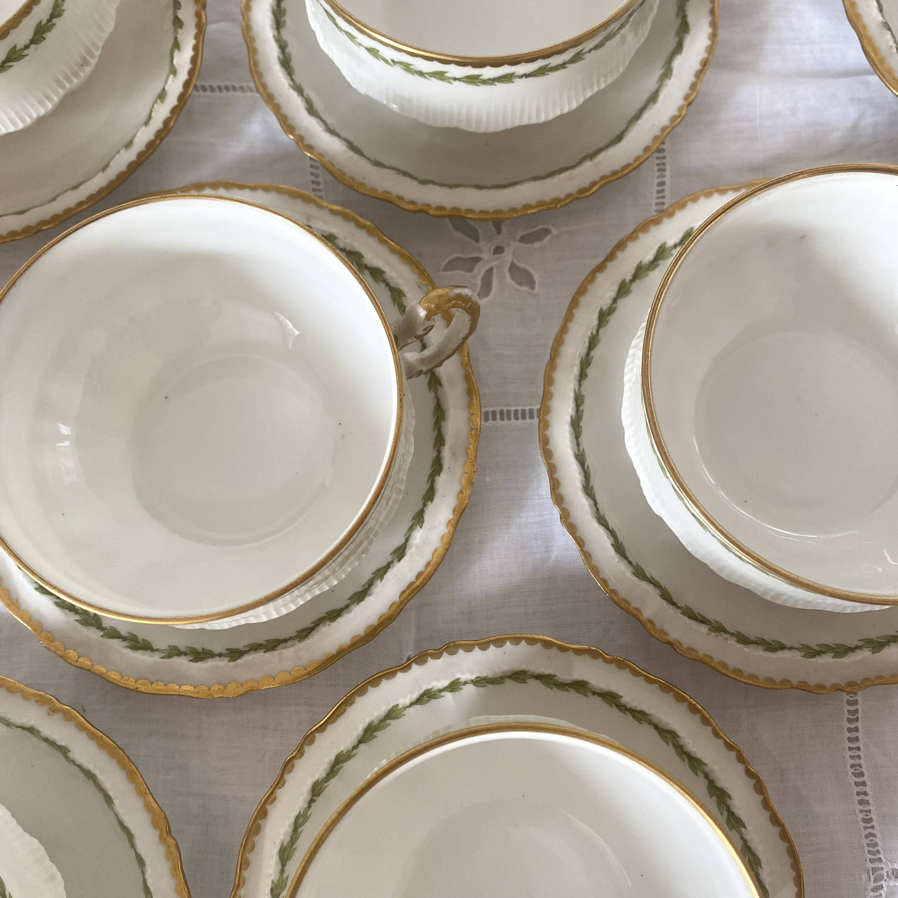 Limoges porcelain cups and saucers - Perrier Paris early 20th century