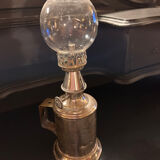 Pigeon kerosene lamp
