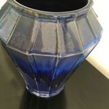 Vase ancien bleu en céramique émaillée
