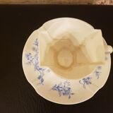 5 cups & 4 under cups blue flowers