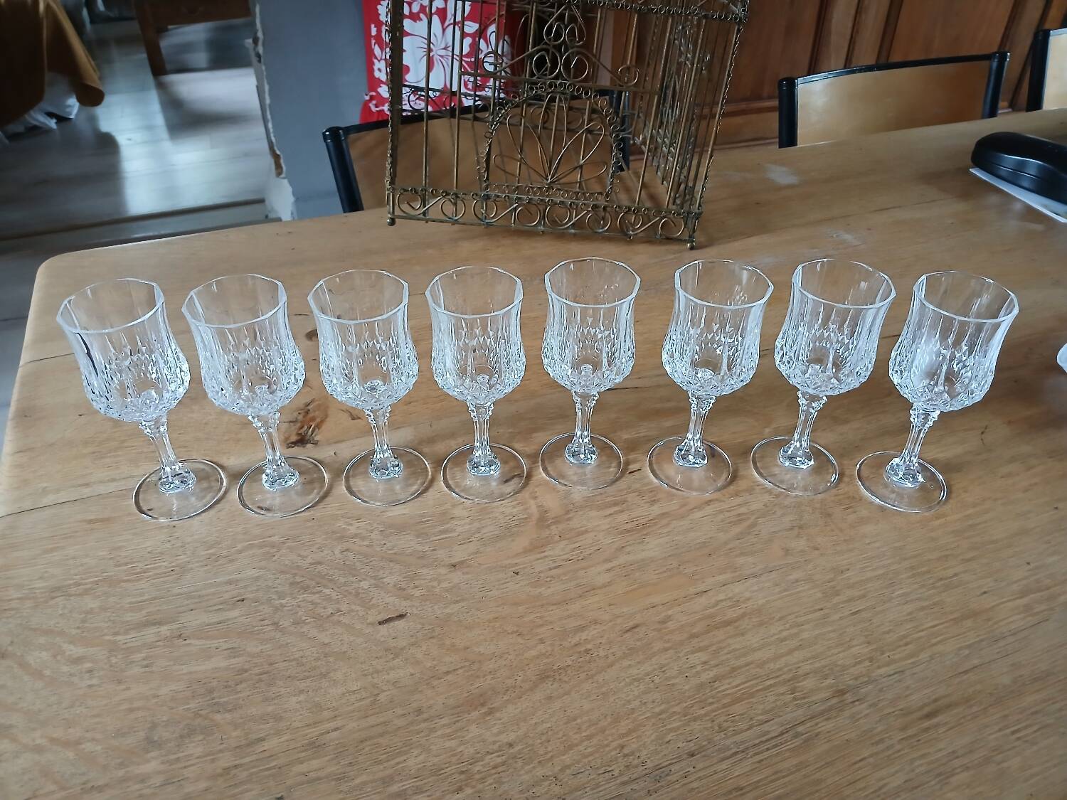 8 crystal stemmed glasses