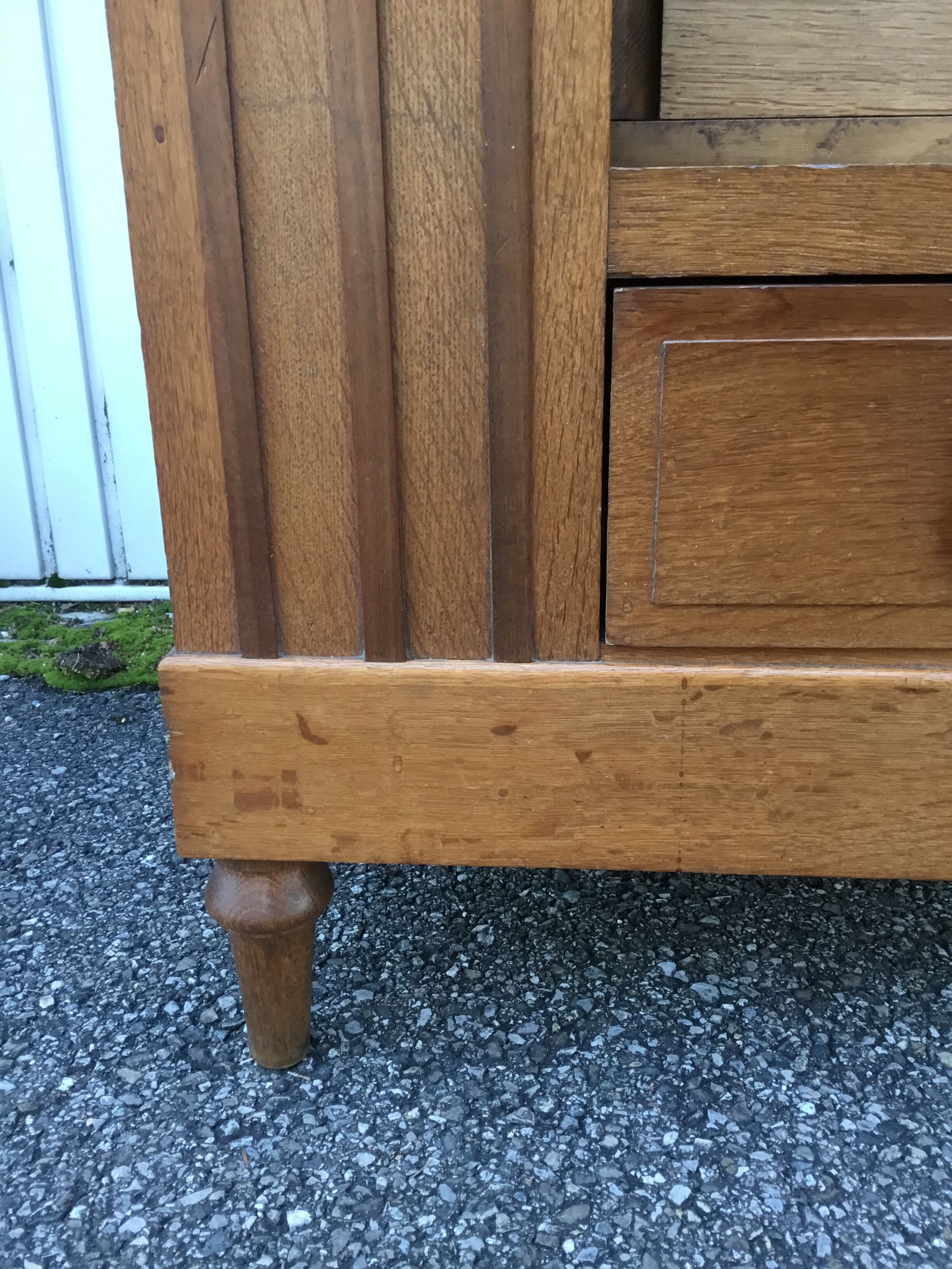 Armoire en chêne année 40