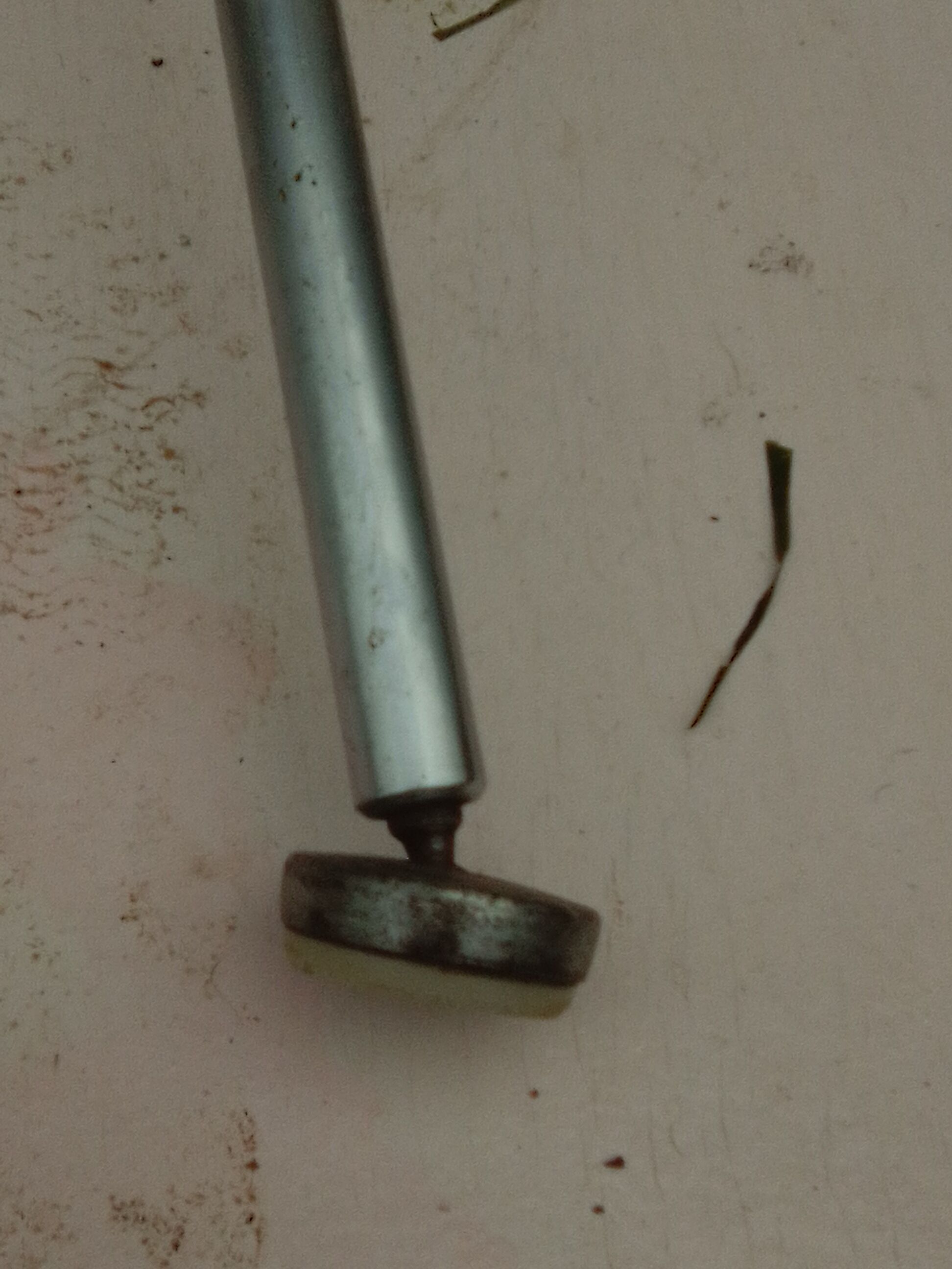 2 chairs in red skaï metal struxture 70s