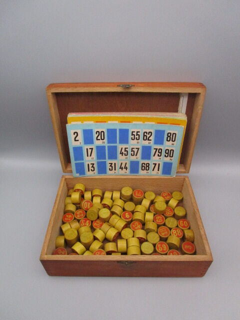 Old wooden lotto game