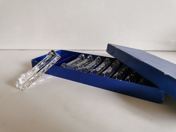 10 crystal knives holder