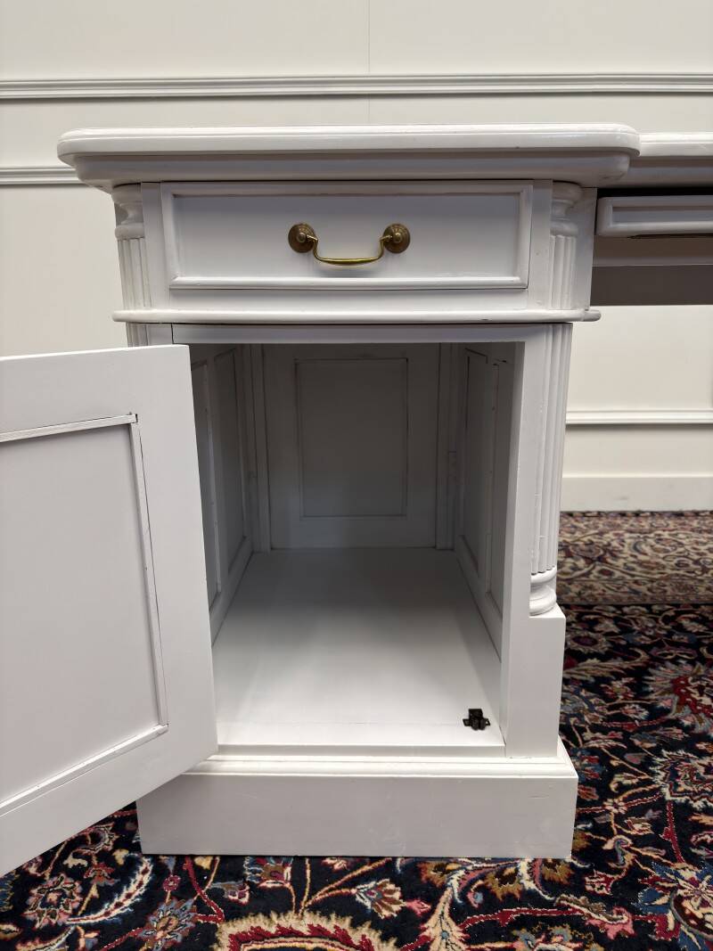 Classic English White Chesterfield Desk