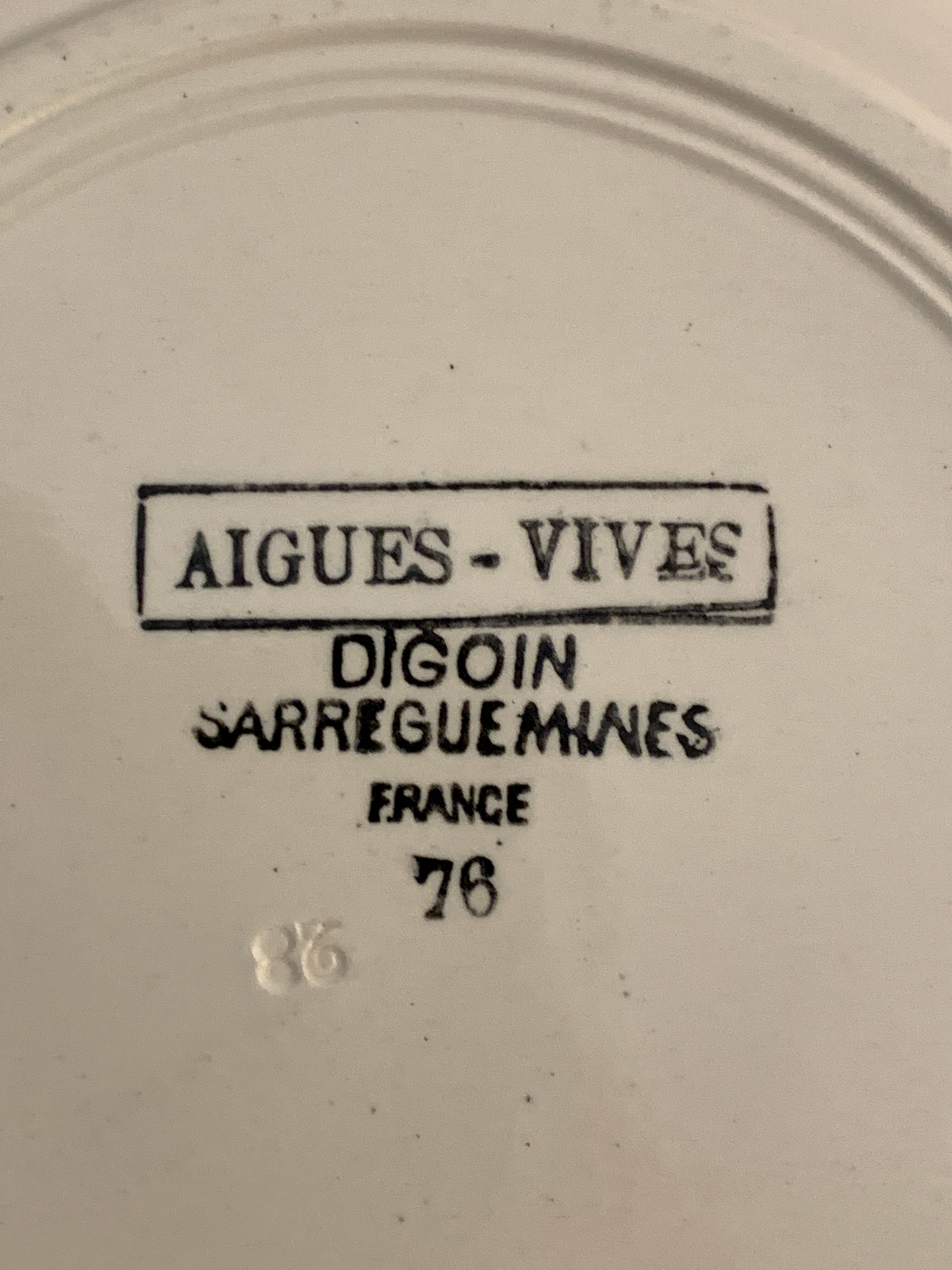 5 assiettes à dessert Digoin Sarreguemines, modèle Aigues Vives, 1940