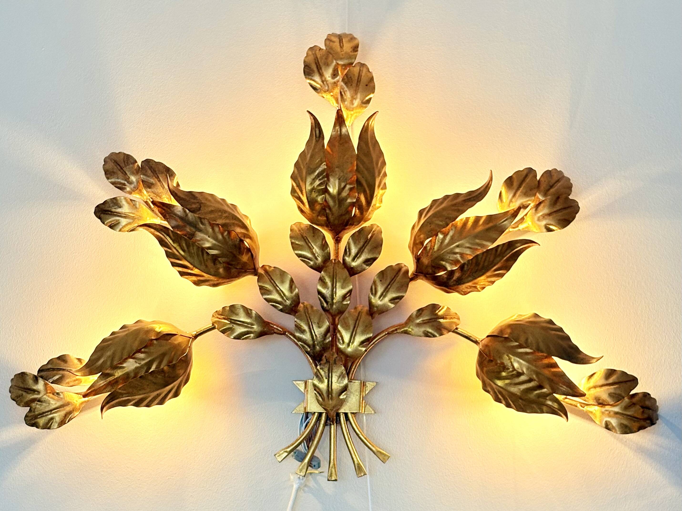 Wall light attributed to Hans Kogl