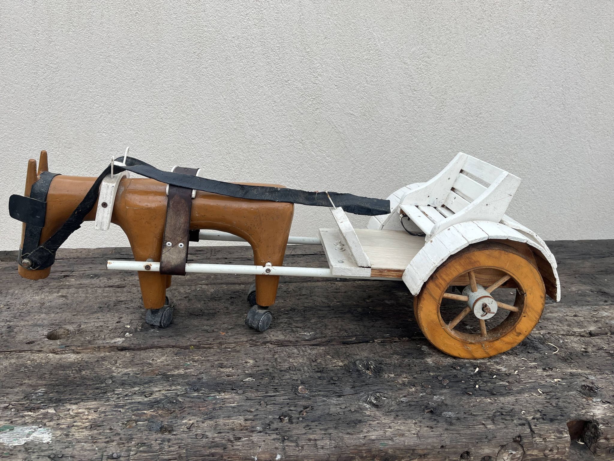 jouet cariole avec cheval en bois années 60