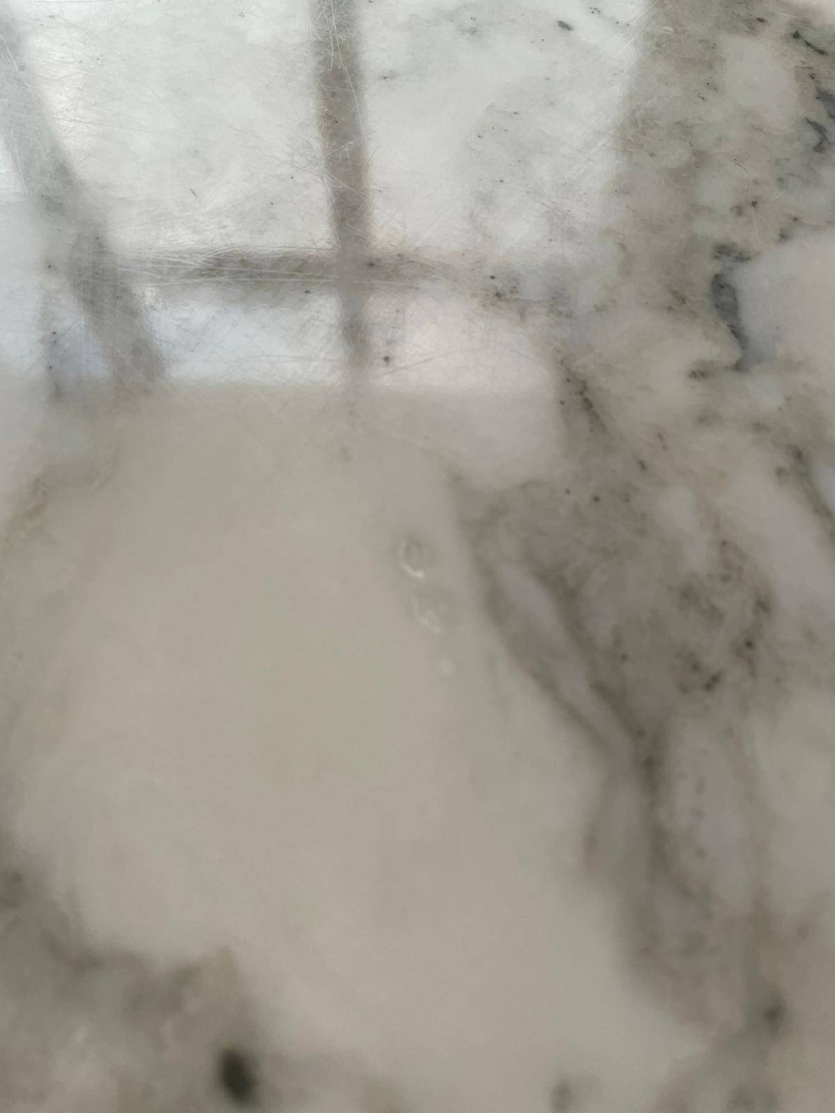 Saarinen marble table Edition Knoll and its 4 tulip chairs (set of 5)