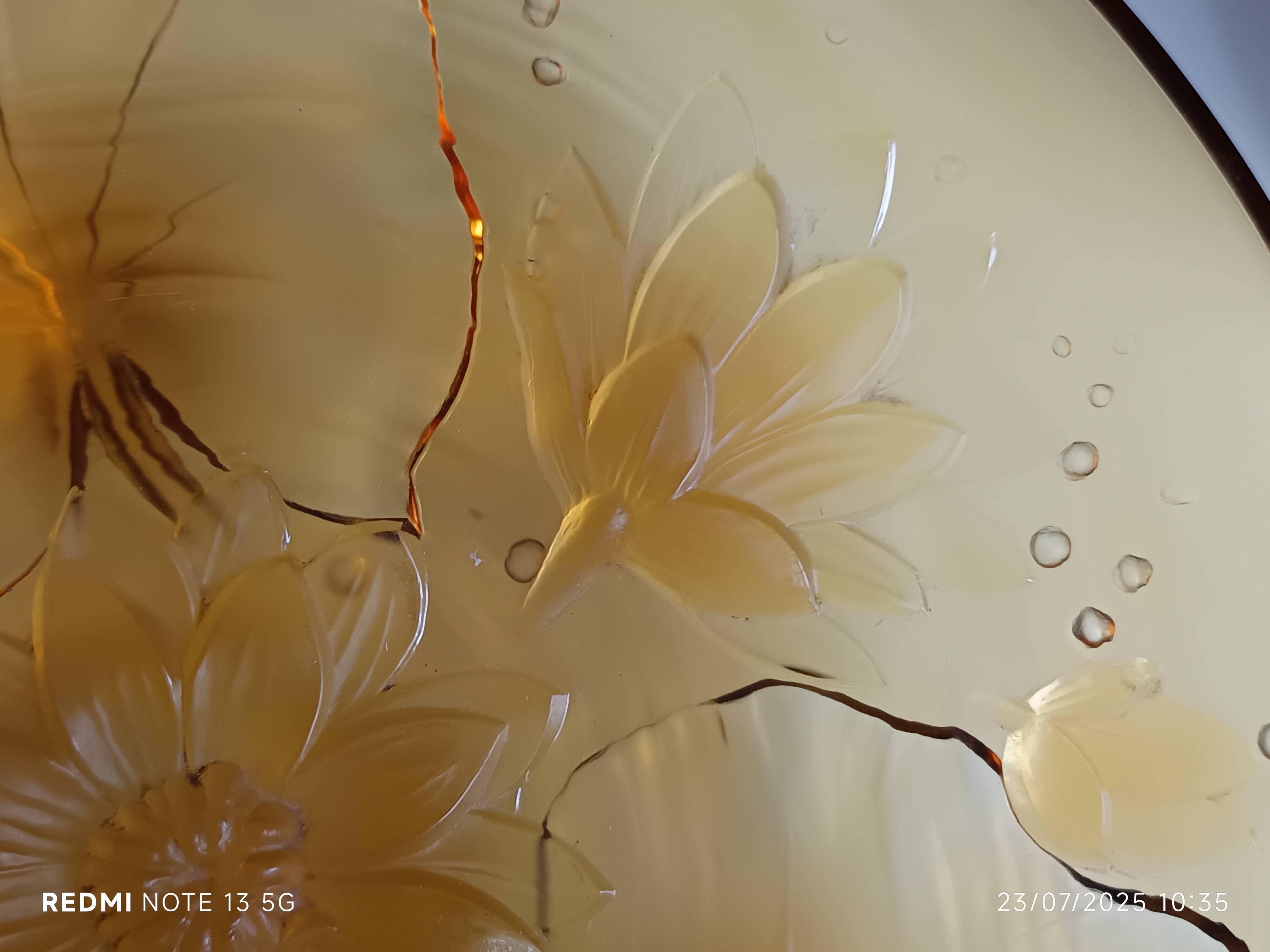 Verlys cup Water lily flowers amber molded pressed glass 60s