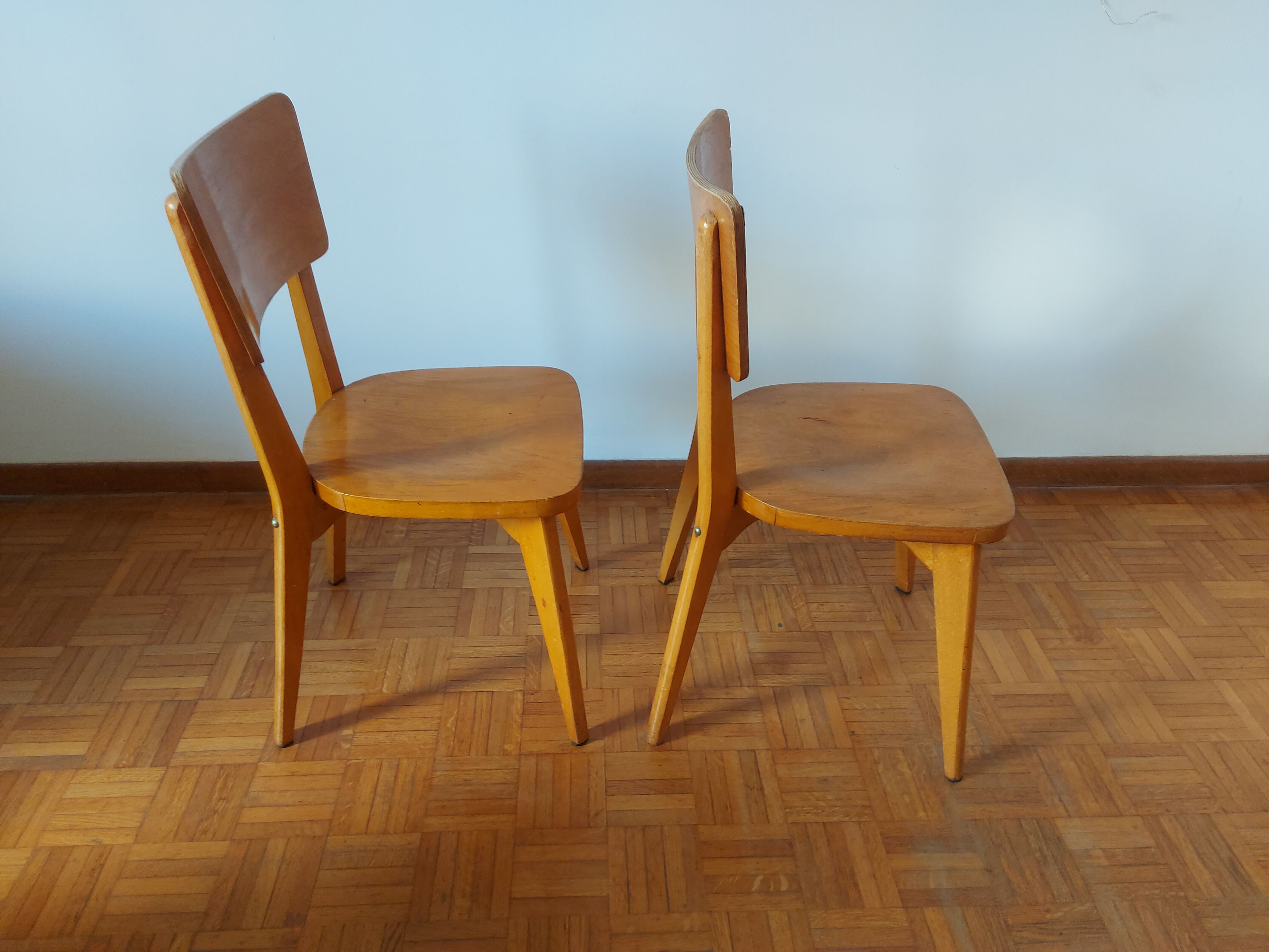 TWO ONE-PIECE VINTAGE WOODEN CHAIRS