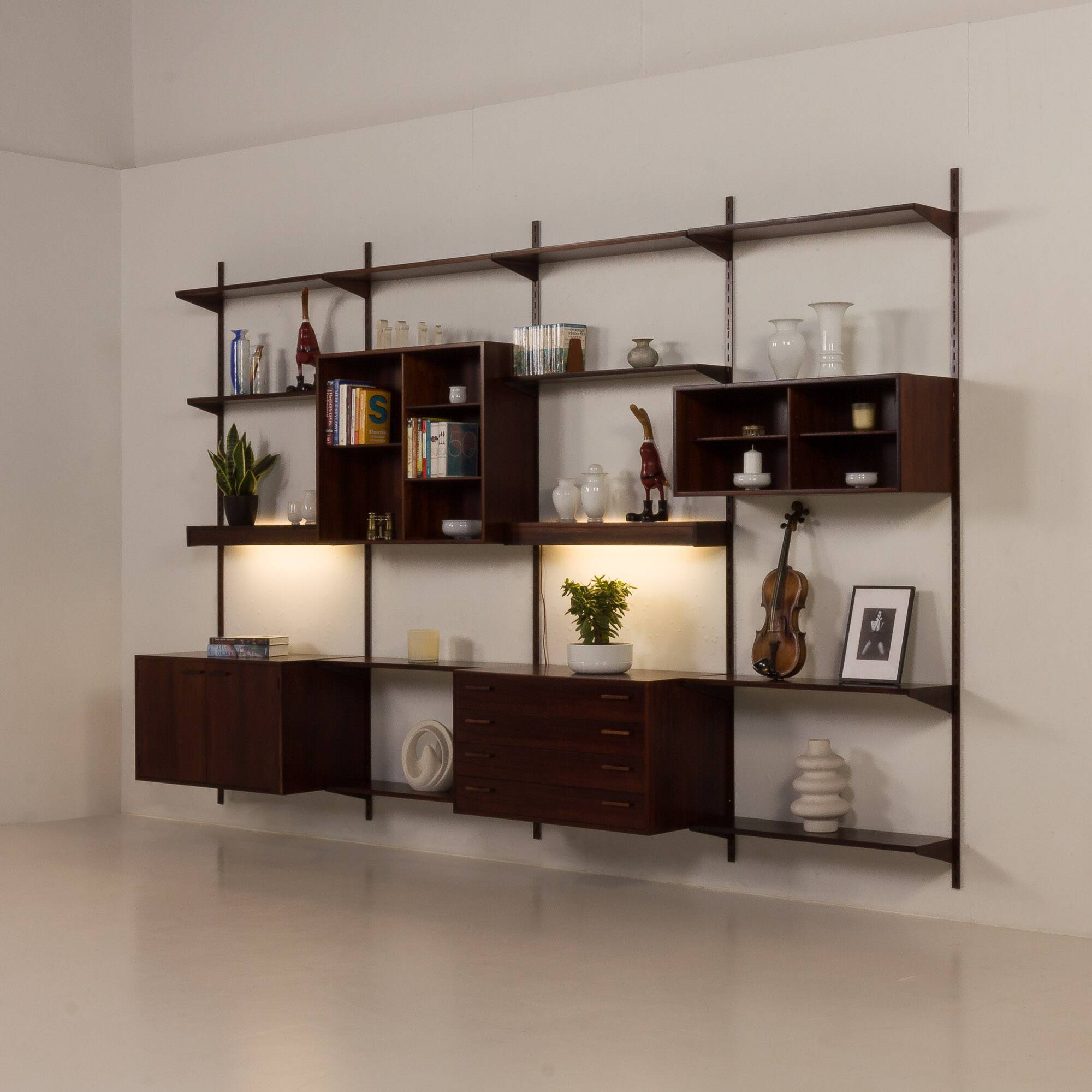 Kai Kristiansen rosewood wall unit with 2 lamps for FM Mobler, Denmark 1960s