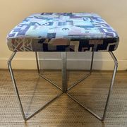 Tabouret tubulaire ottoman années 70 valeri