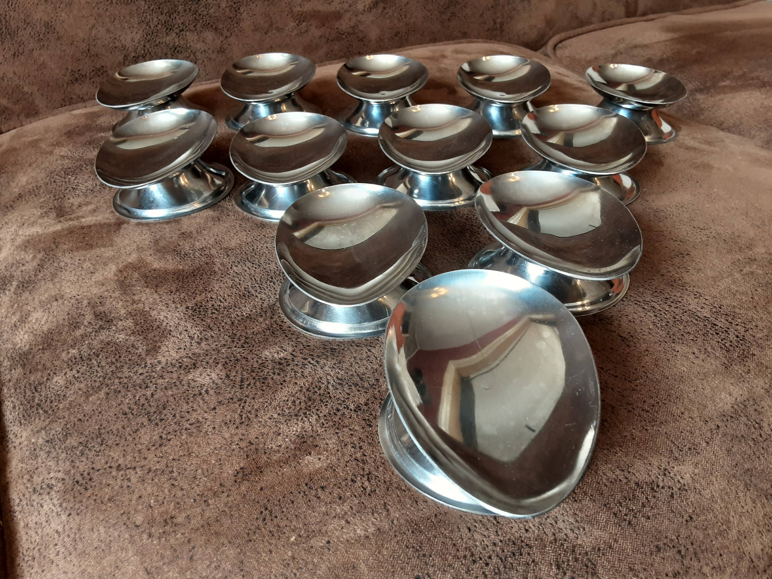 Set of stainless steel spoons