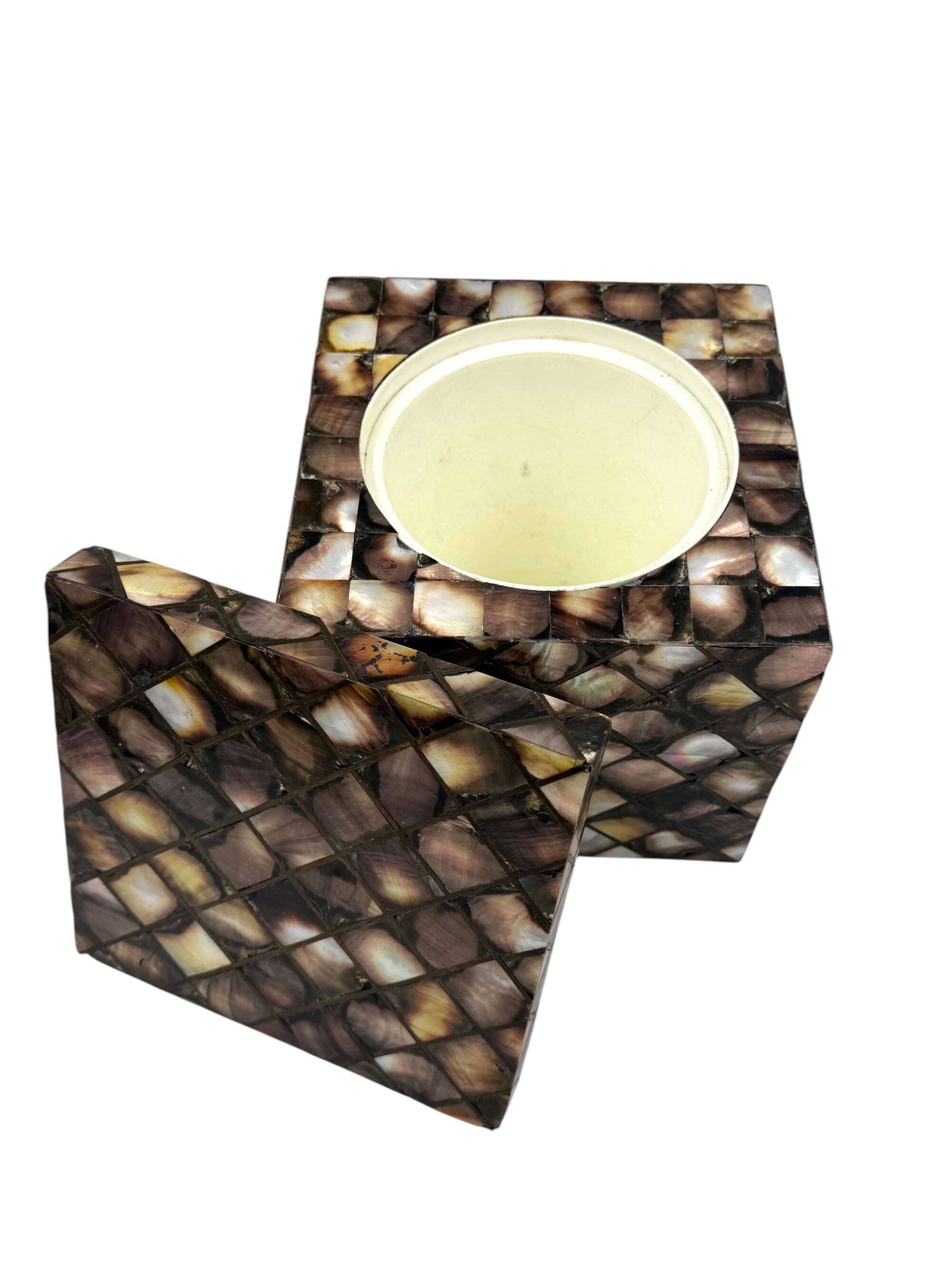 Mid-century mother-of-pearl flakes ice bucket, Italy 1950s